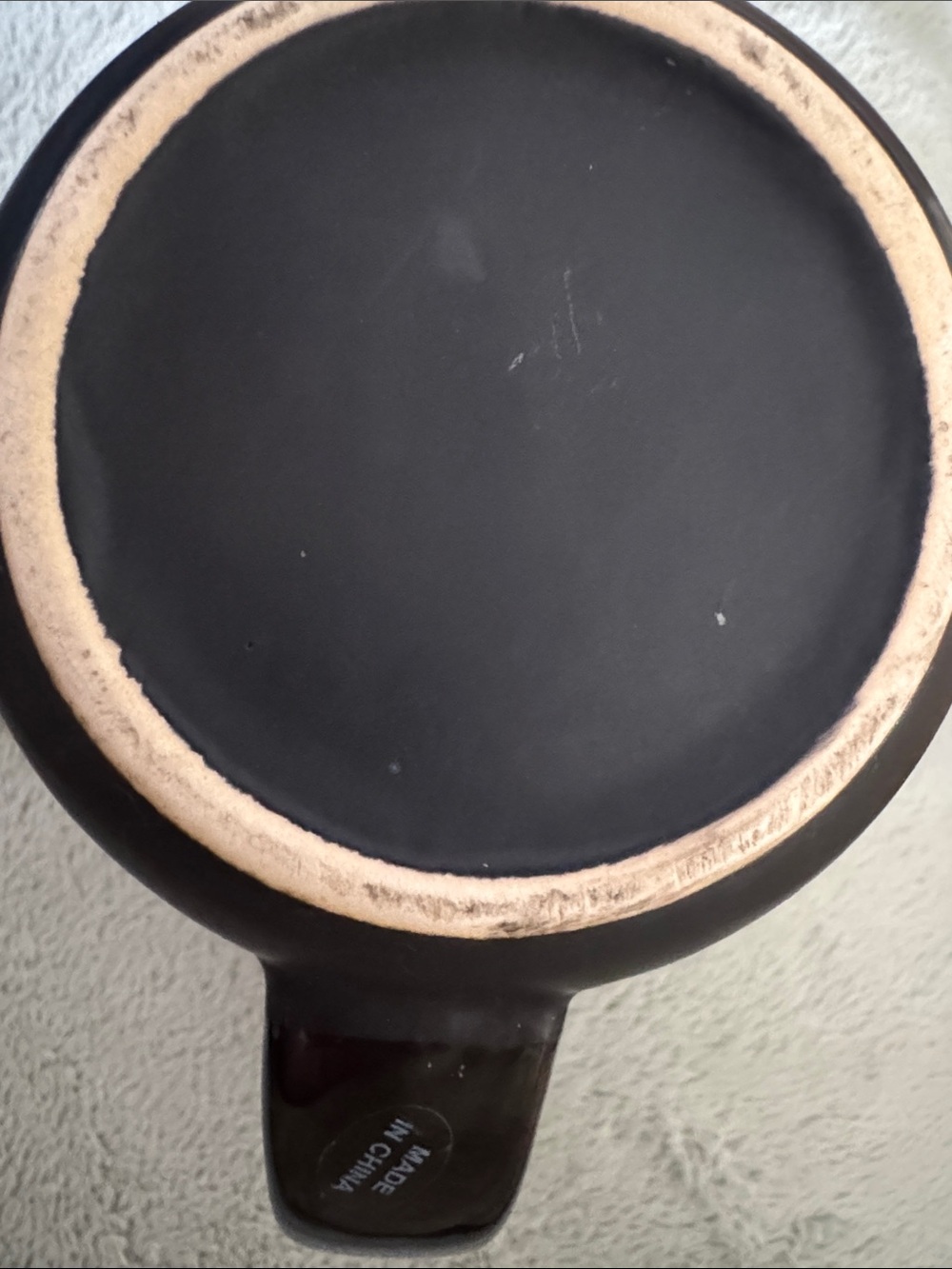 Warner Bros. Black Ceramic Mug with Glossy WB Emblem - Picture 4 of 4